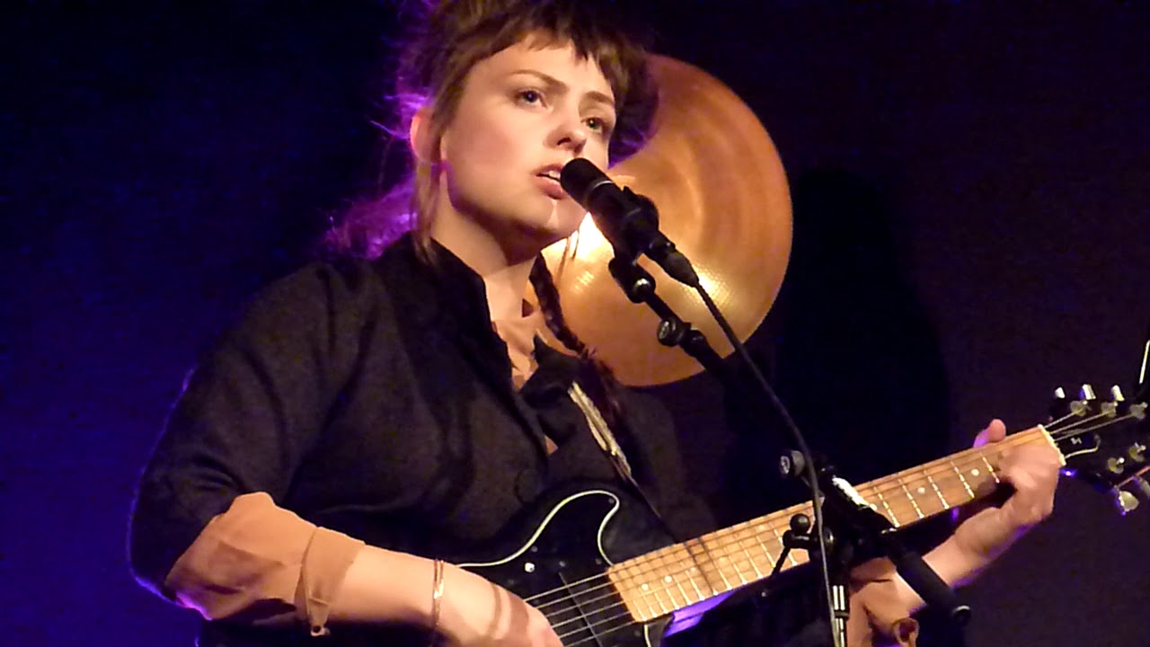 Angel Olsen - What It Is (29.04.18) // @ Kerk Sint-Denijs - In Heaven