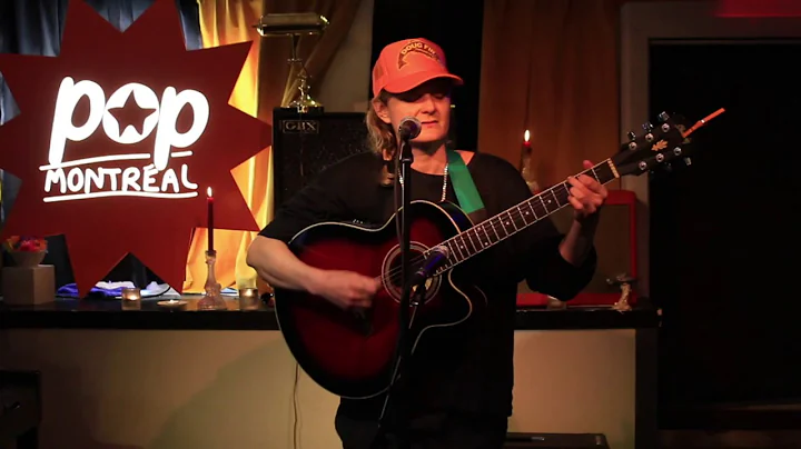 Elizabeth Powell (Land of Talk) Live from Ursa/Eli...