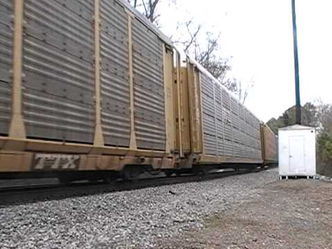 CSX 7336 Leads CSX Q211-28 w/ Engineer Michael Mot...