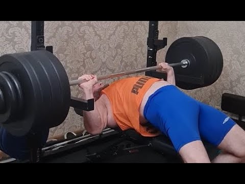 Жим лёжа на 5 повторений