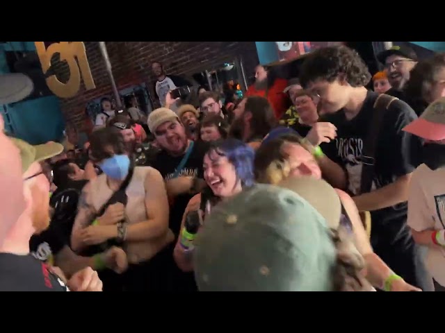 Gilt Live - Misery Business (Paramore cover) - Fest 23, Gainesville, FL - 10/25/25