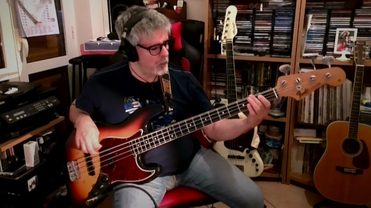 Last night a D.J. saved my life by Indeep 🎧🎼🎹My personal bass cover with my 1966 Fender jazz bass.