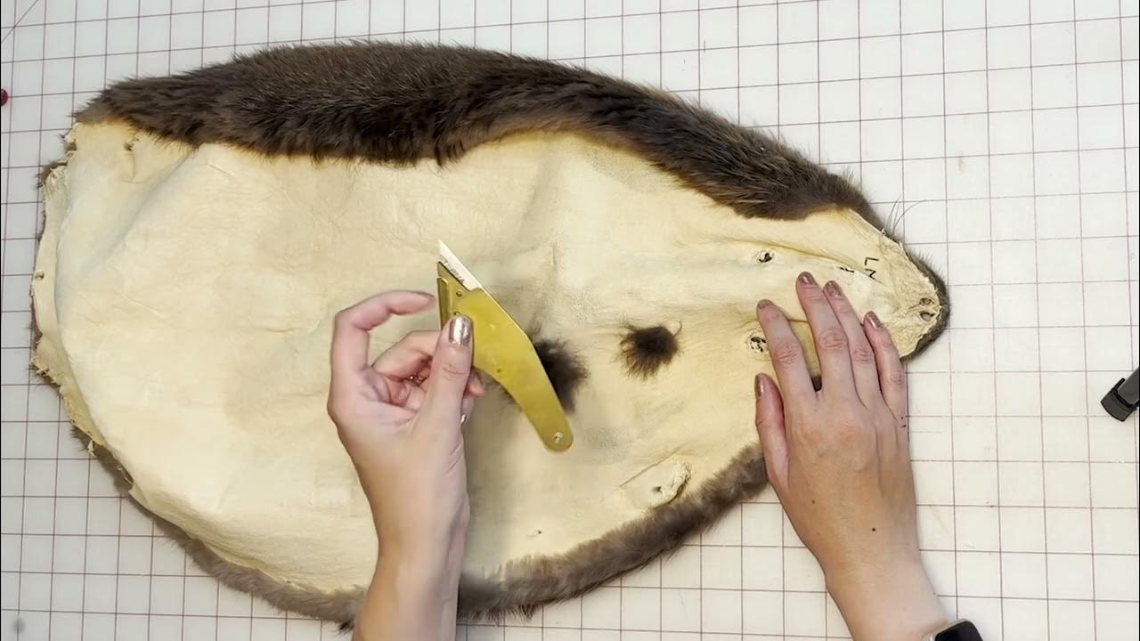 Gauntlet Mitten Video Tutorial - Sewing beaver fur gauntlet mitten