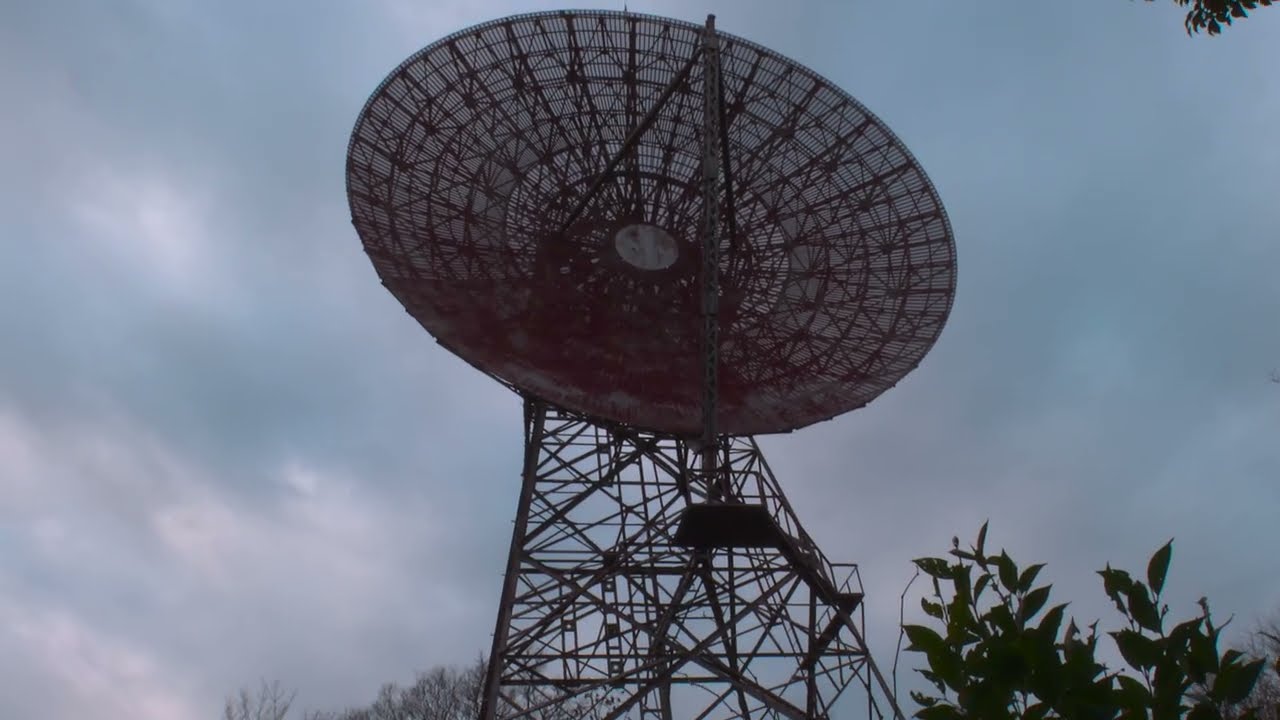 旧府中米軍基地跡　パラボラアンテナを間近で見て歩く。ありがとうパラボラアンテナ。　6/7