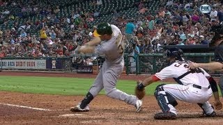 OAK@HOU: Moss connects for back-to-back jack