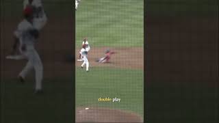 Behind the back double play shot