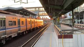 2233次700型區間車往嘉義離開中壢站