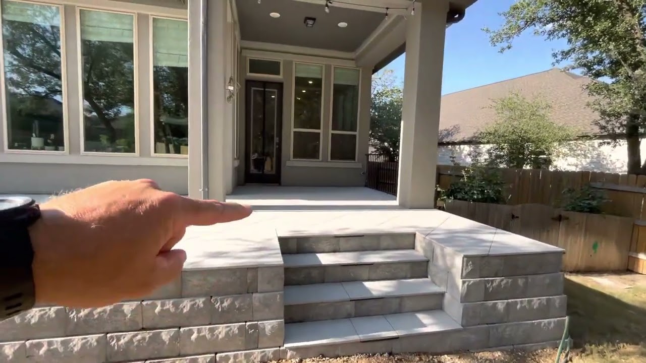 Do I do my Pool Deck in concrete or Porcelain Pavers?