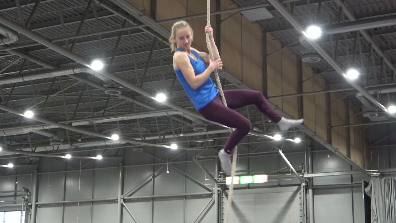 Climbing Fastest woman 4,5 meters Ema Galeova YouTube