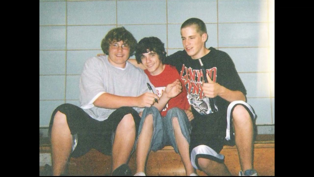 2008 older brother core 🤟🏾🎮🎸🎧💿🔒🚬