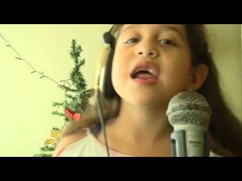 Tengo un Corazón en mi corazón cover ariana valentina - YouTube