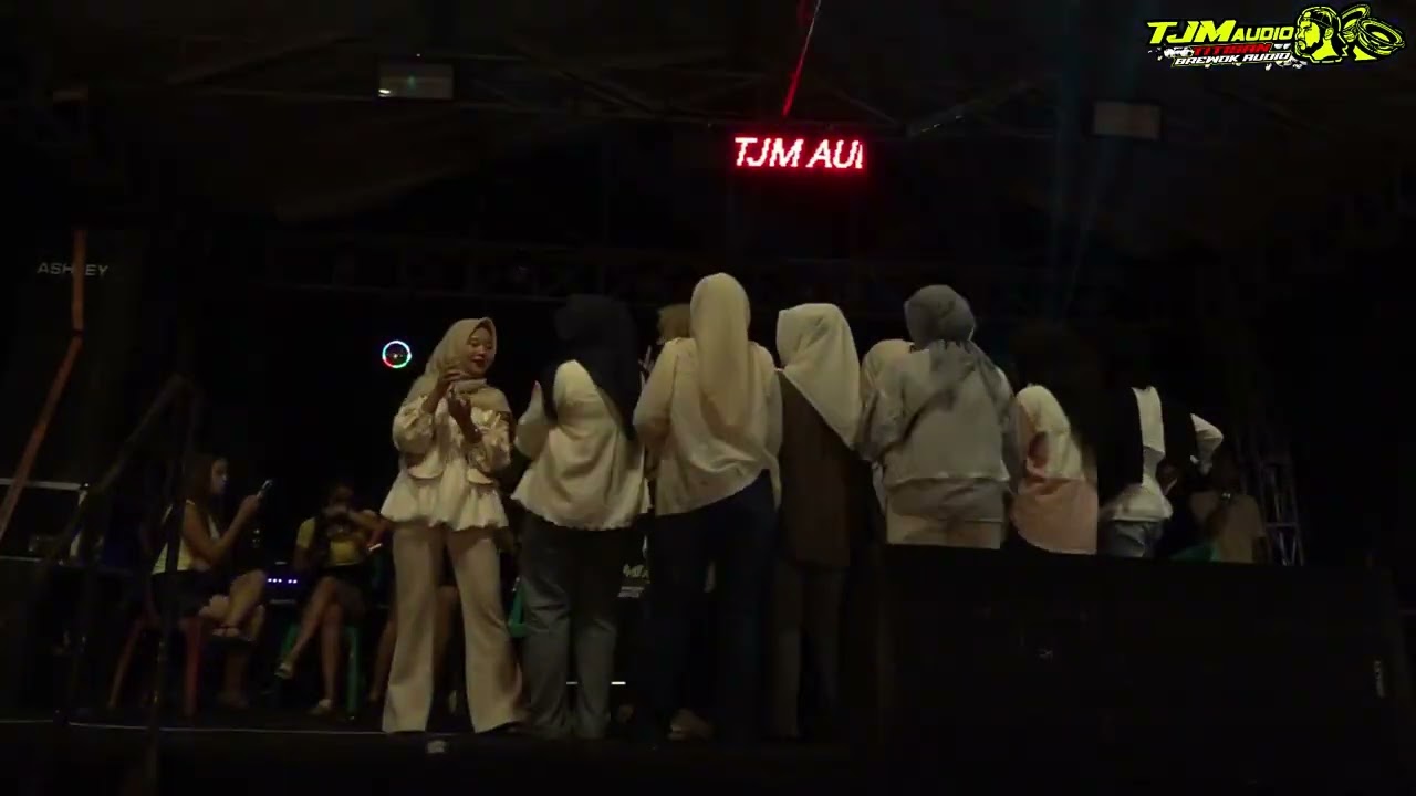 TJM AUDIO LIVE LABUHAN RATU  LAMPUNG TIMUR  SURYA /JONI /DODI / DENI EFS 4