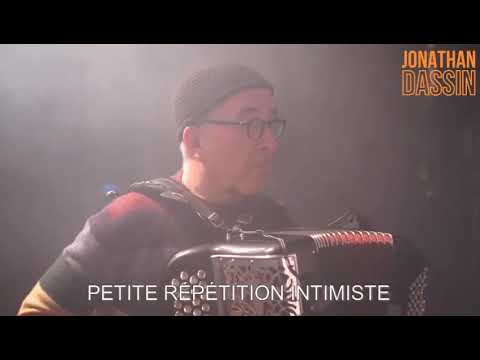 Le village au bout du monde