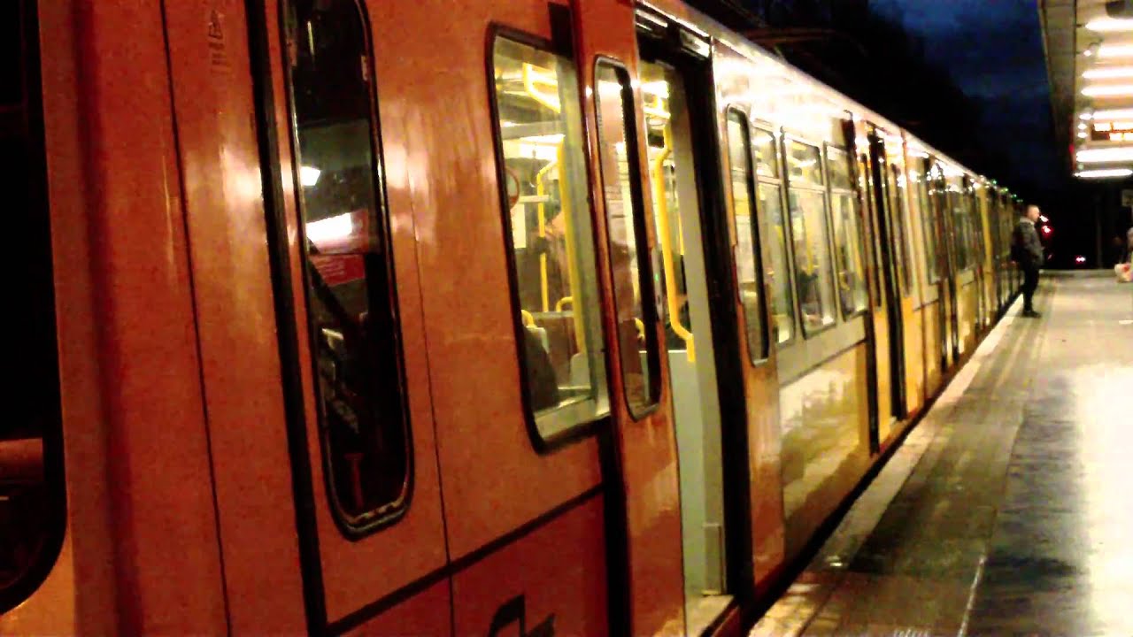 Tyne and Wear Metro - Metrocars 4001 and 4076 depart South Gosforth