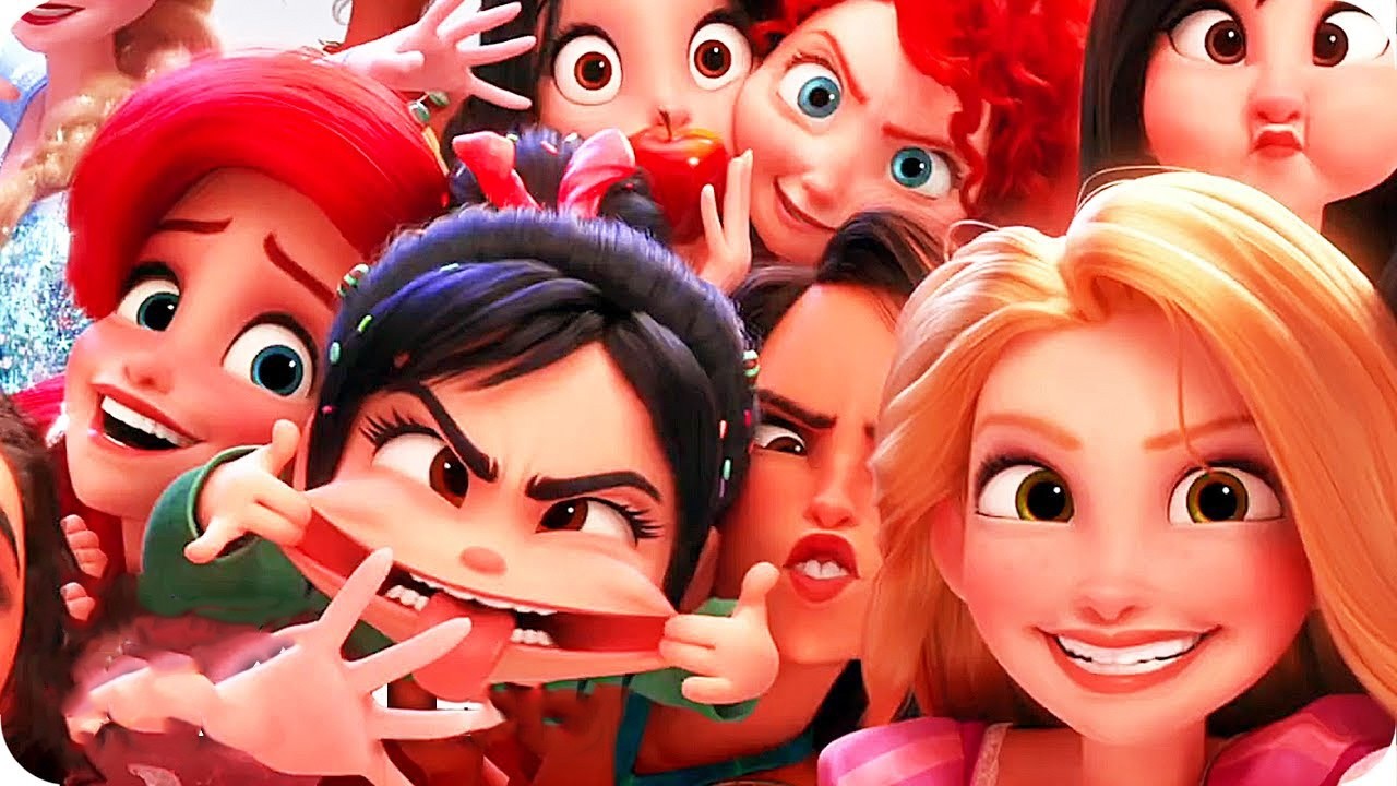 ربانزل والسا وموانا ورايا وفينولبي وكل أميرات ديزني كلهم في أوضه واحدة