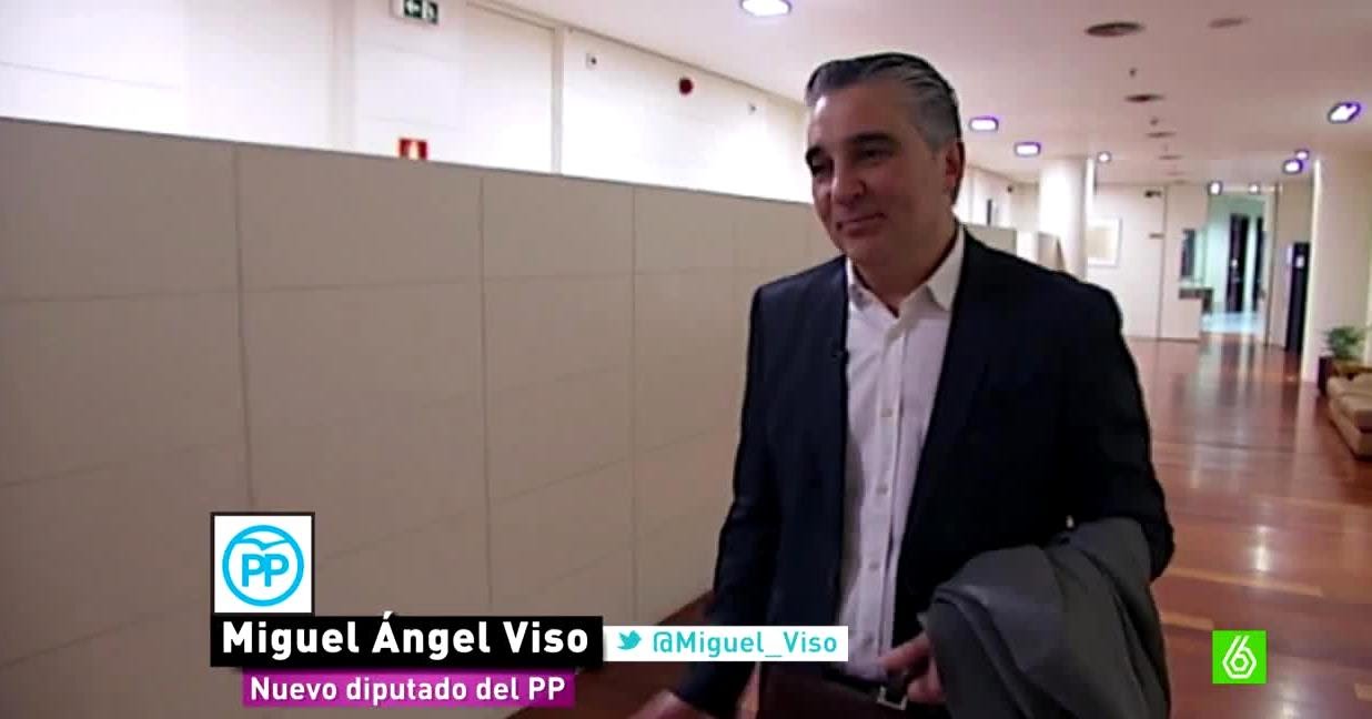 Se olvida la cartera, le enseña el acta a su familia… Así es Miguel Ángel Viso, el viticultor del PP
