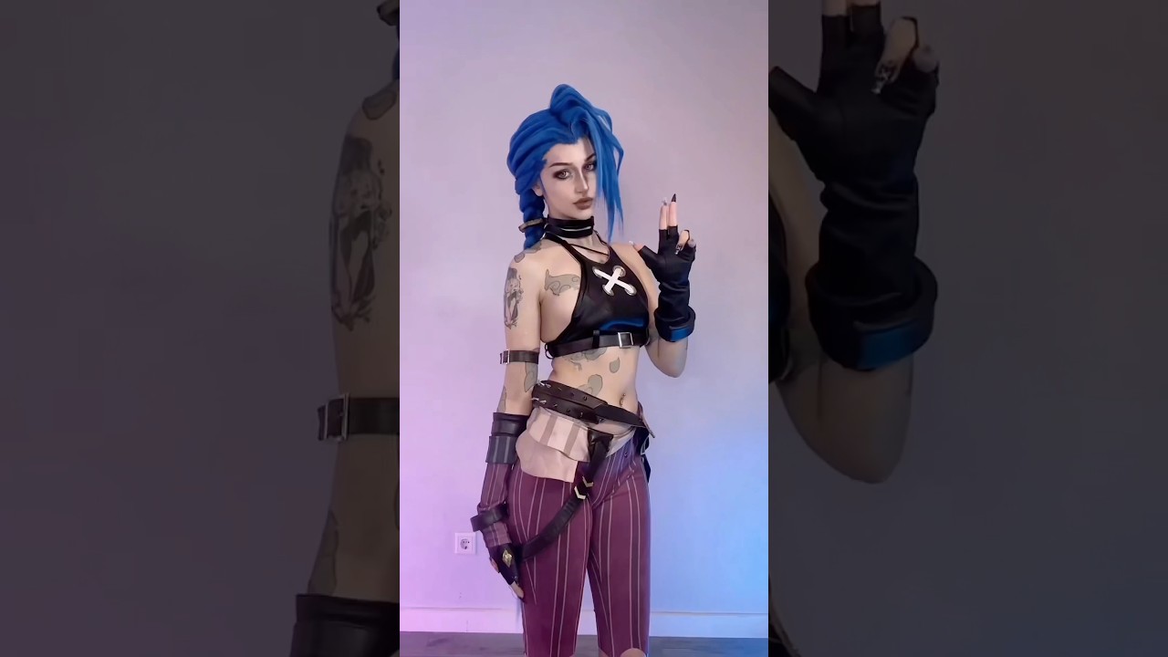 jinx wig is finally done after 21 hours 
