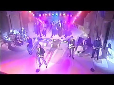 Status Quo & The Beach Boys - Fun Fun Fun (Des O'Conner Show)