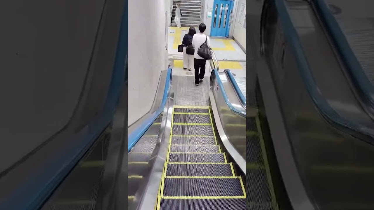 7:00PM hongodai, train station 🇯🇵 