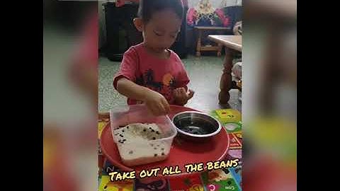 {Fine motor skill} Sorting activity using grains