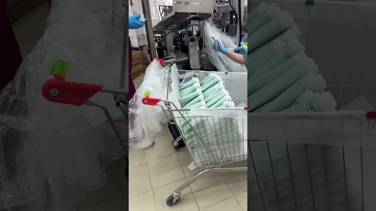 Настолько любим косметику THE U, что поехали на производство 💜