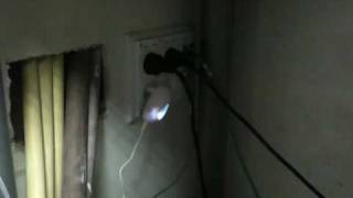 Glow in the dark iPhone wall charger by Yonatan Bar Gal 391 views 14 years ago 11 seconds