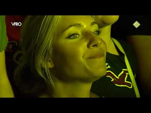 Razorlight - America (Live At Lowlands Festival 2009)