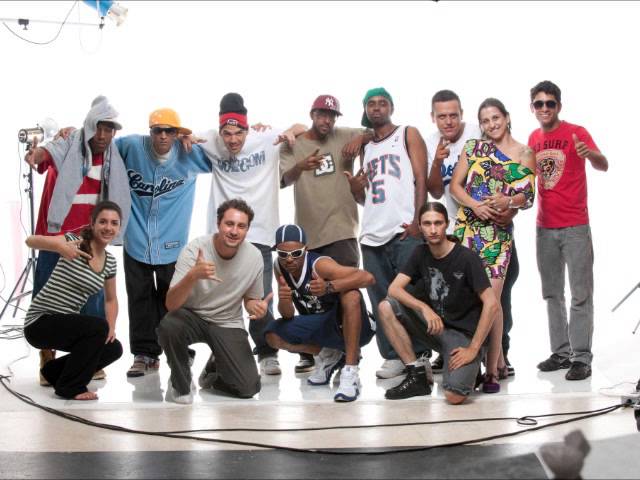 Família IML - Feliz 2013 (Part.Thales Uzi) [Prod. Melk Zedek