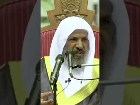 تأبى الرماح اذا اجتمعن تكسرا