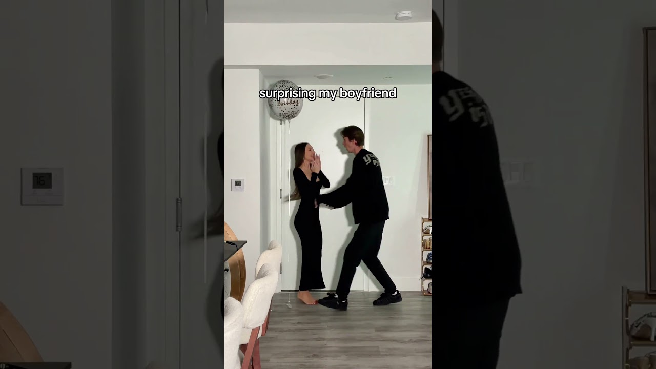 Look at the background 😳 #love #couple #viral