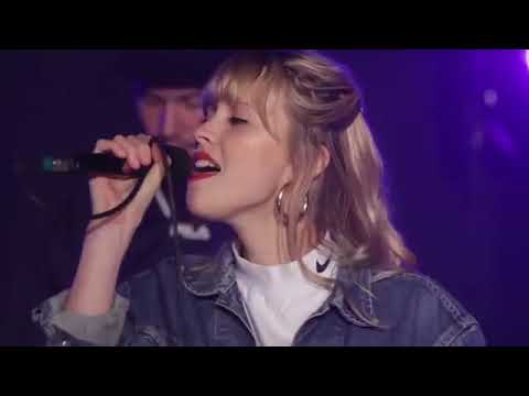 Roméo Elvis x Le Motel   J’ai vu – Vevo dscvr Live ft  Angèle