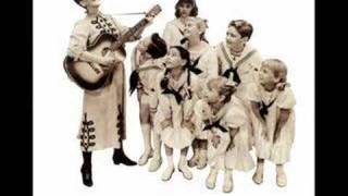 Miniatura de vídeo de "《The Sound of Music》－Mary Martin & The Children"