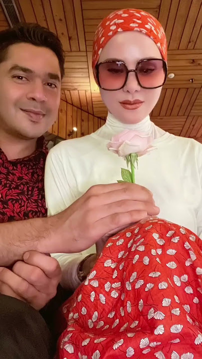 Angel Lelga Pamer Foto Pria...,Apakah Suami Baru,?