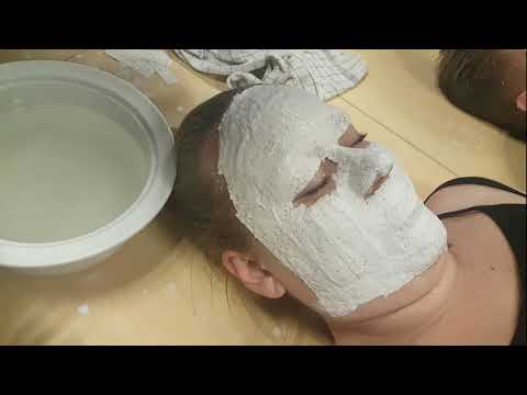 Video: Hvordan Lage En Gipsmaske