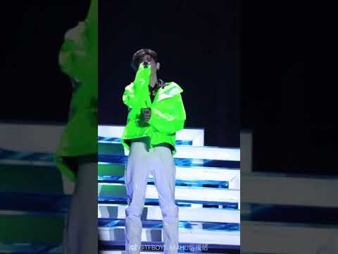 〖TFBOYS-王源〗ROY WANG #王源 Wang Yuan《2018.11.17 Focus「王源BORNFREE十八岁演唱会」》『 王源 』
