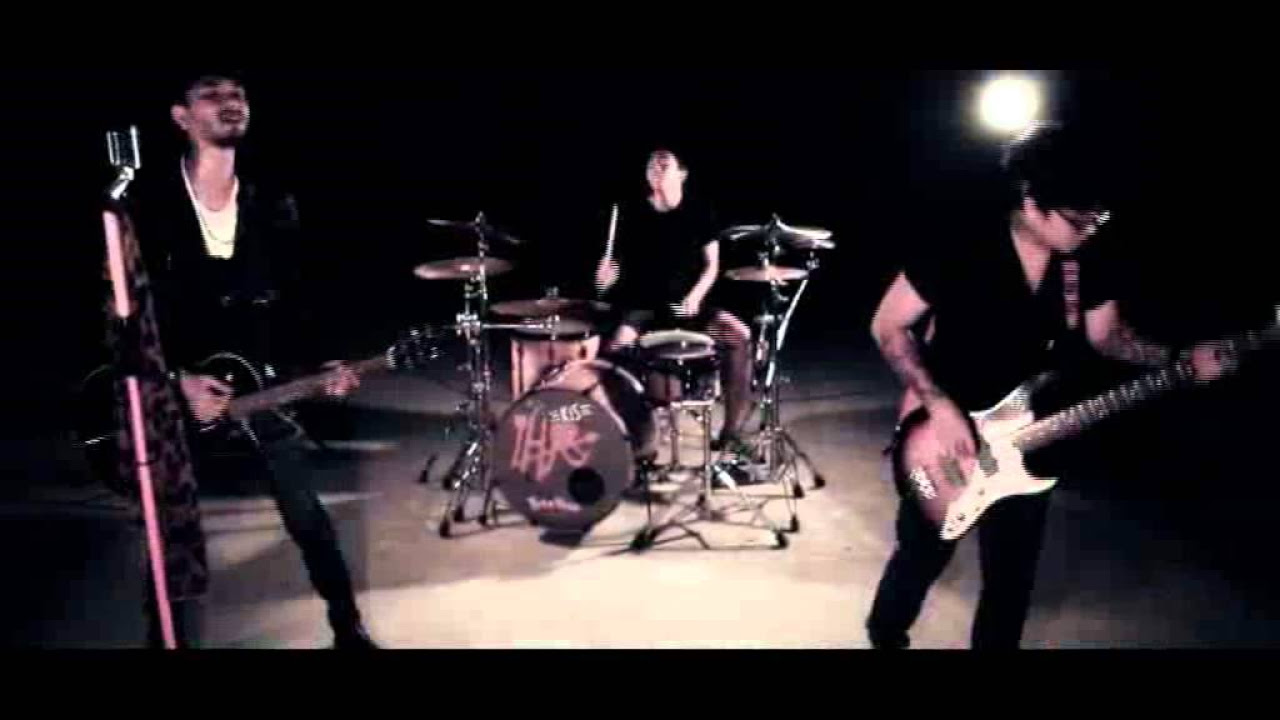 KIS band Berbohonglah