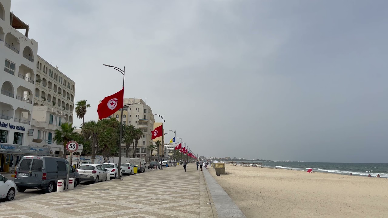 Plage Boujaafar -  Sousse - 22 septembre 2021 (en 4K)