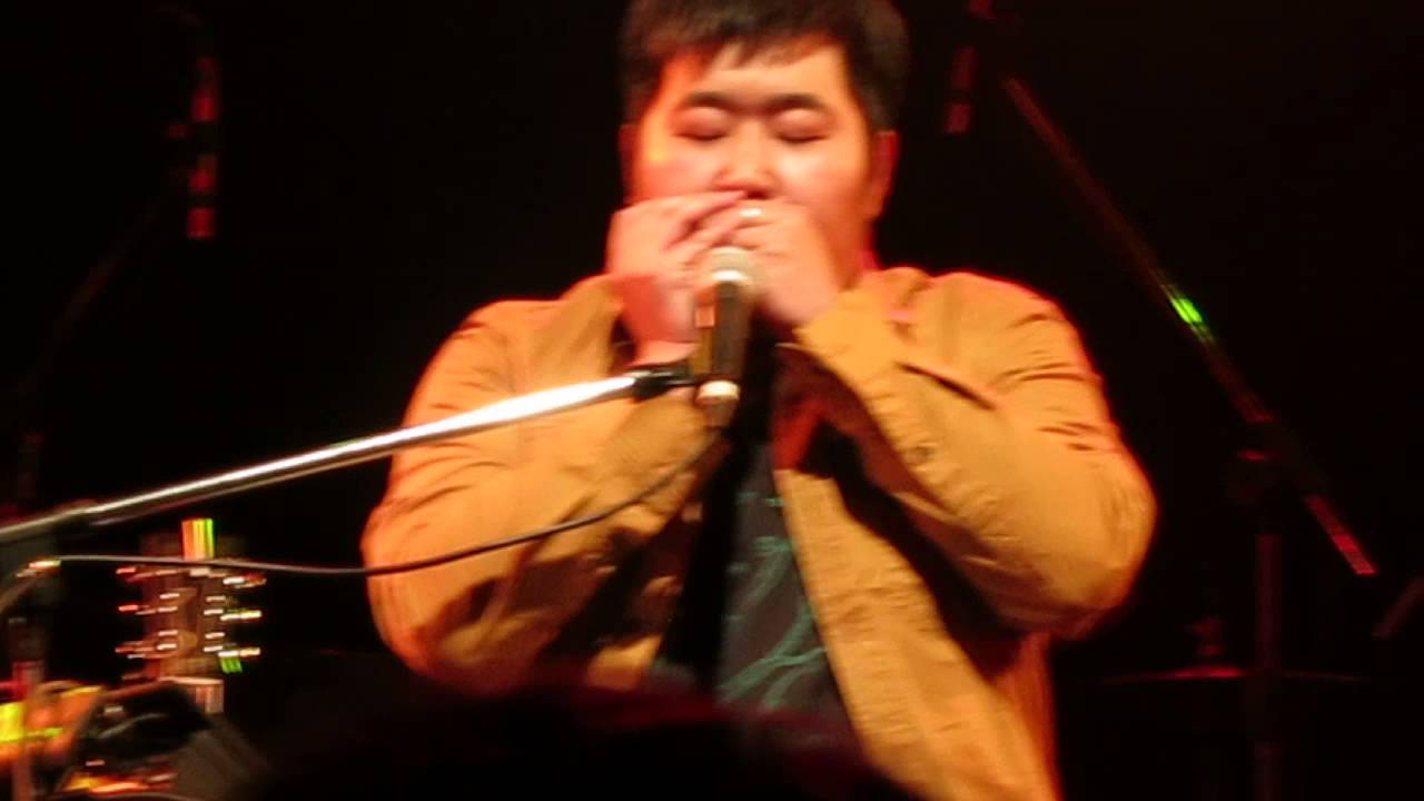 宋冬野-咬之歌 @ Legacy 20140401 - YouTube