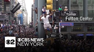 Generations of Knicks fans gather to celebrate NBA championship | Team coverage