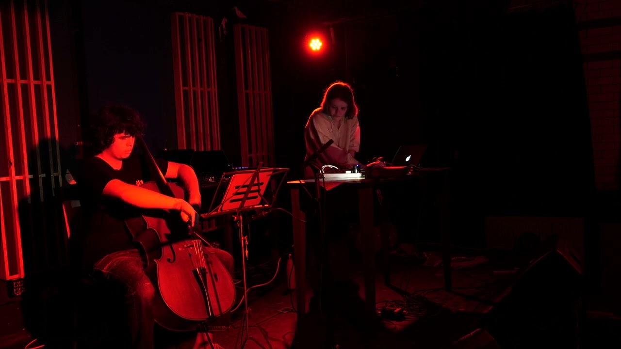 an evolutionary process for cello and live electronics (2022)