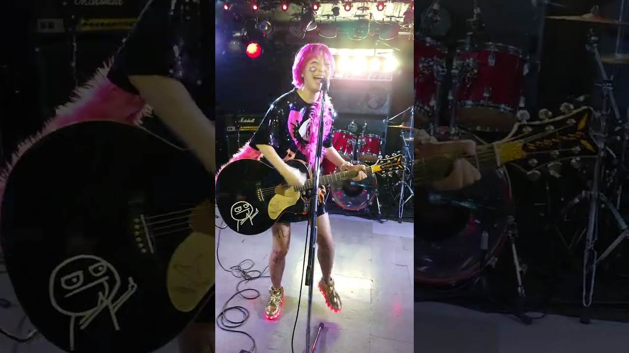 美里ウィンチェスター@ 本八幡ルートフォーティーン2026年2月8日(日) “Girls gig 2026”　8. チョコレートフィーバー   