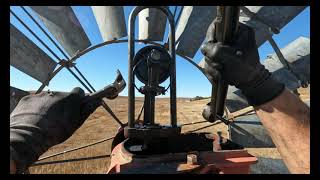 Taking the guts out of an 8ft Aermotor windmill!