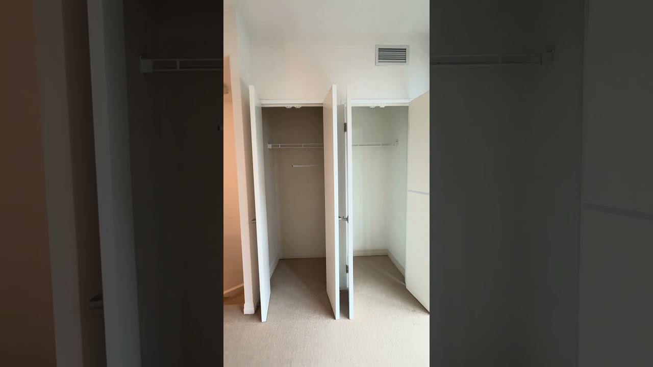 This 2-Story Toronto Unit Has Unreal Potential 👀 