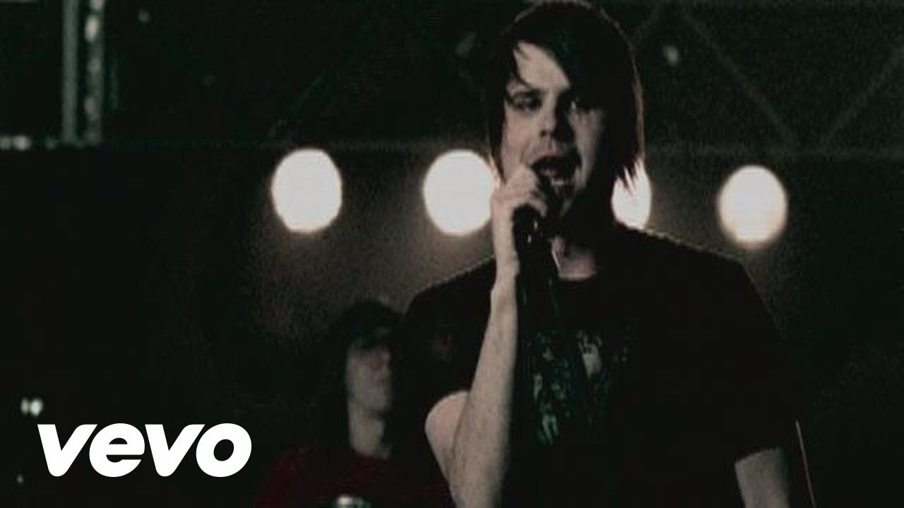 Silverstein - Still Dreaming - YouTube