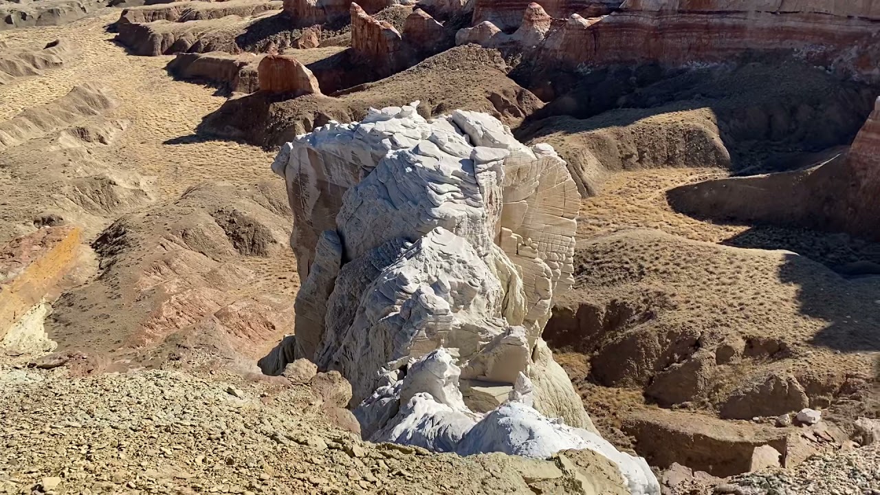 Coal Mine Canyon - Navajo Nation, AZ
