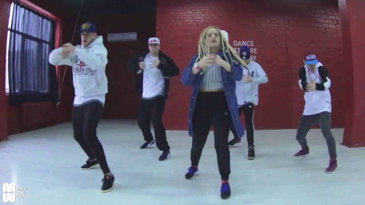 Darina Maltseva |  Vic Mensa - U Mad ft. Kanye West