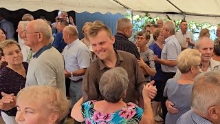 7 Lipca 2024 Lider Kapeli Stąporkowskiej Hula Na Dechach W Dębinach. Fantastyczna Zabawa