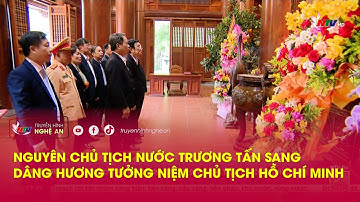 Nguyên Chủ tịch nước Trương Tấn Sang dâng hương tưởng niệm Chủ tịch Hồ Chí Minh
