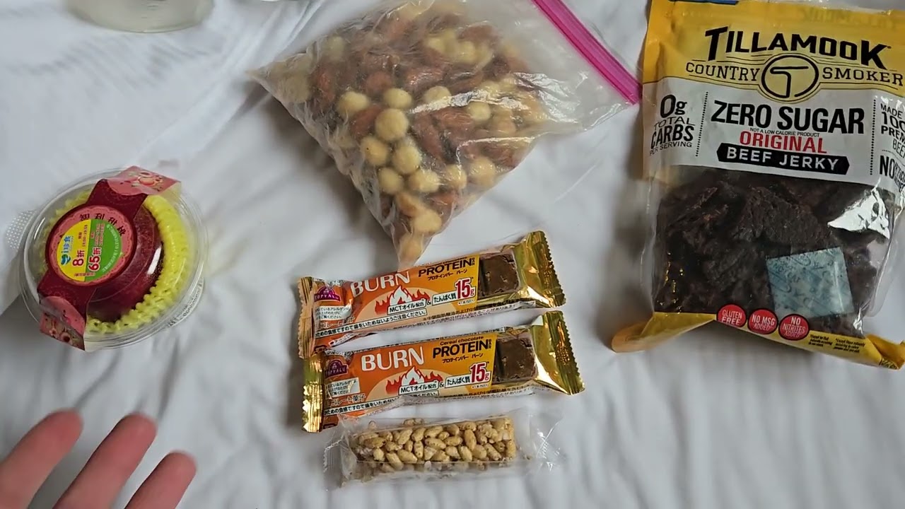 Bodybuilding while traveling - things to bring to help you make macros work in your diet