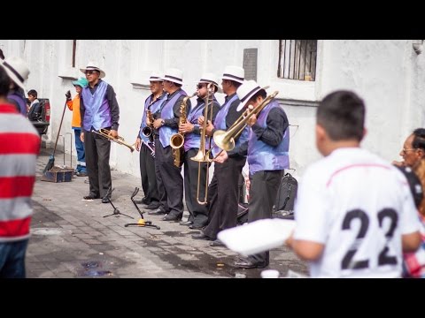 Video: Paras Paikka Tutustua Ja Tekemistä Ecuadorissa